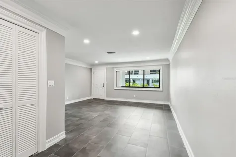 2942 W Bay Drive Belleair Bluffs FL 33770