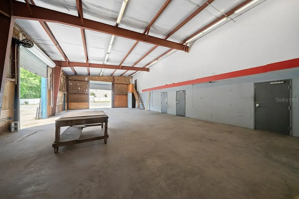 9732 SE Us Highway 441 Highway Belleview FL 34420