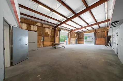9732 SE Us Highway 441 Highway Belleview FL 34420