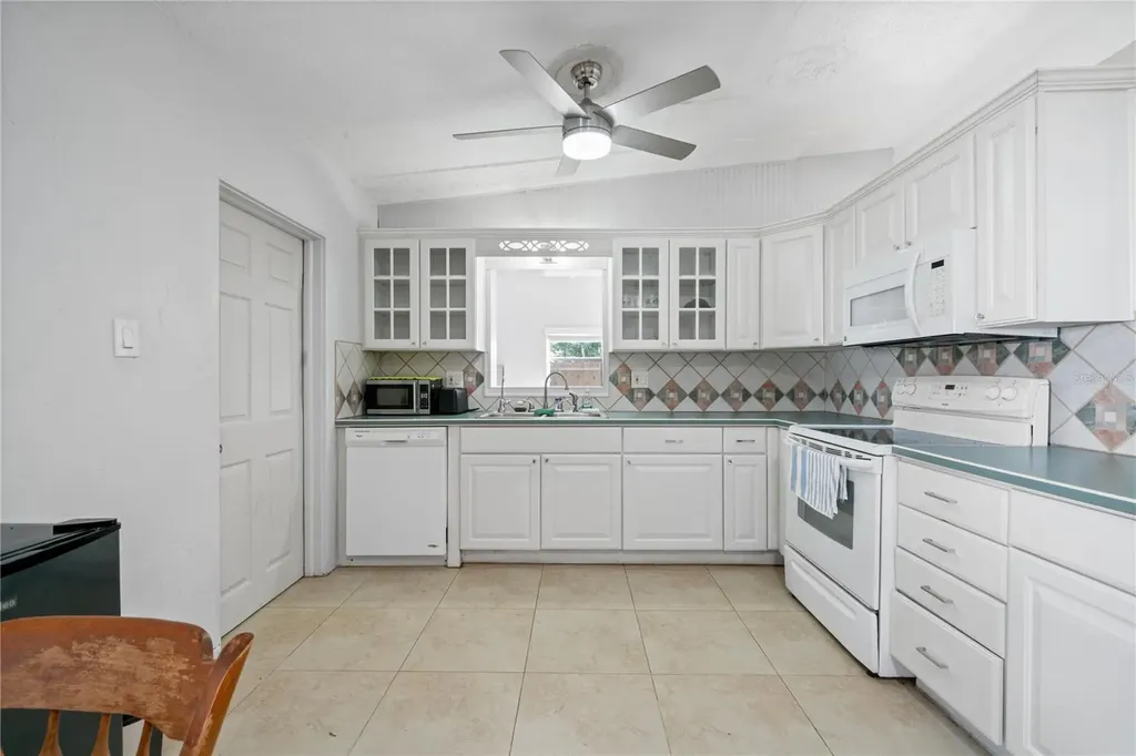 6903 S Shore Drive S South Pasadena FL 33707