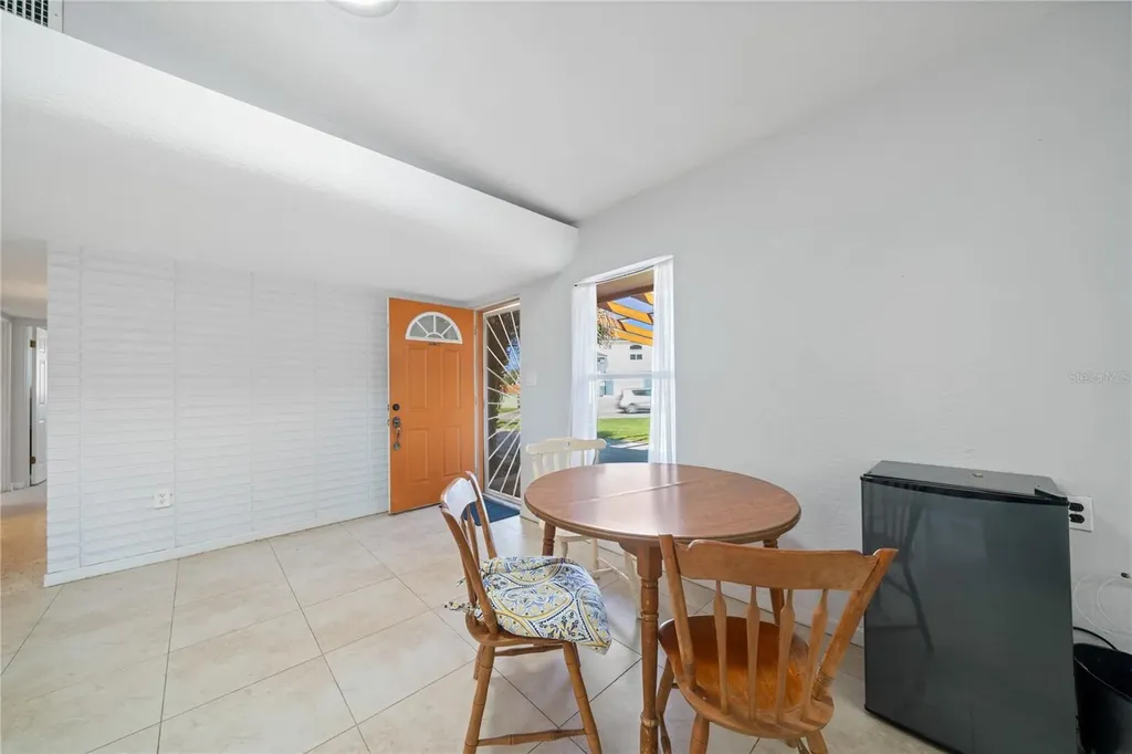 6903 S Shore Drive S South Pasadena FL 33707