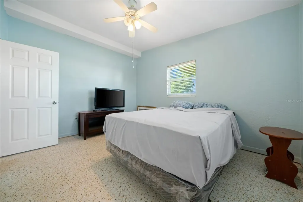6903 S Shore Drive S South Pasadena FL 33707
