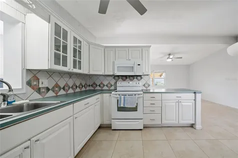 6903 S Shore Drive S South Pasadena FL 33707