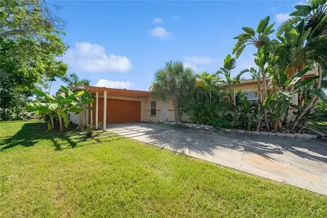 6903 S Shore Drive S South Pasadena FL 33707