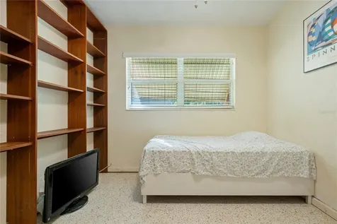 6903 S Shore Drive S South Pasadena FL 33707