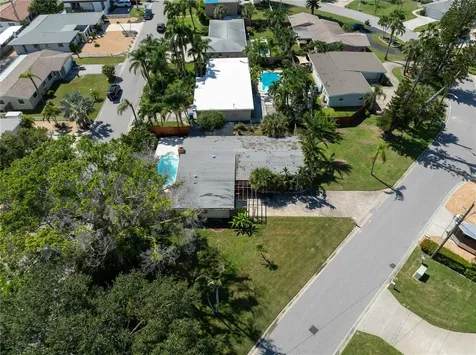6903 S Shore Drive S South Pasadena FL 33707