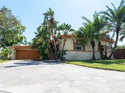 6903 S Shore Drive S South Pasadena FL 33707