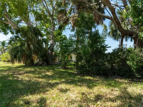 6903 S Shore Drive S South Pasadena FL 33707