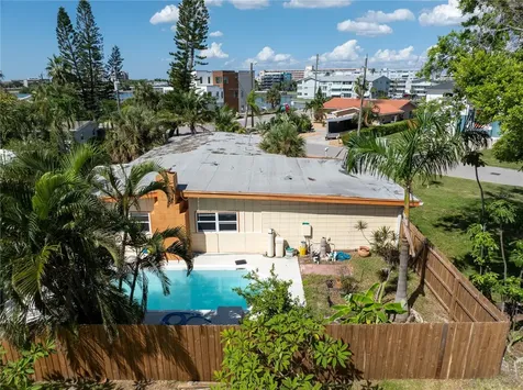 6903 S Shore Drive S South Pasadena FL 33707