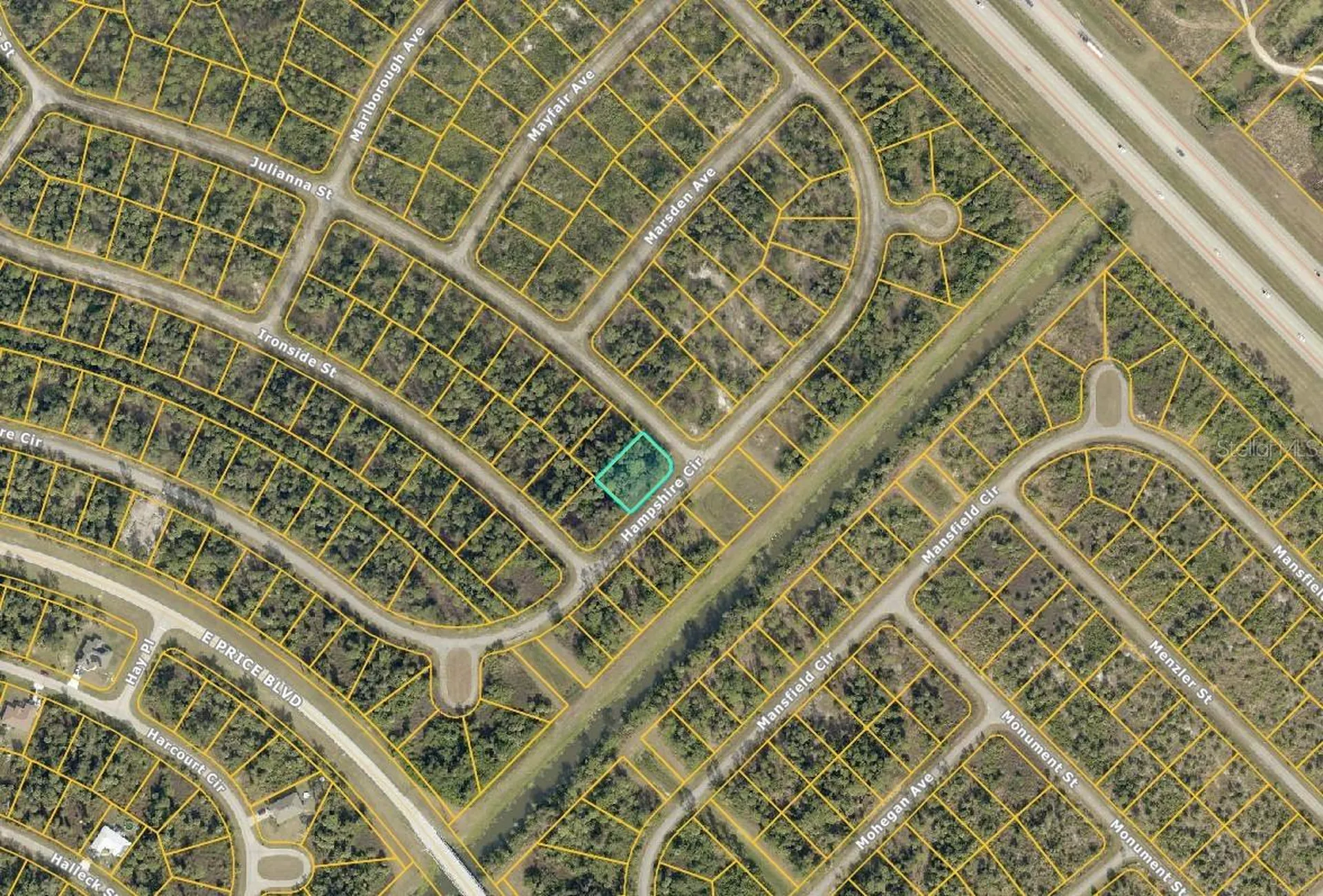 Hampshire Circle North Port FL 34288