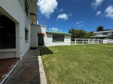Avenue Hacienda Margarita Urb. Hacienda Margarita Luquillo PR 00773