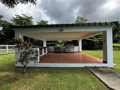 Avenue Hacienda Margarita Urb. Hacienda Margarita Luquillo PR 00773