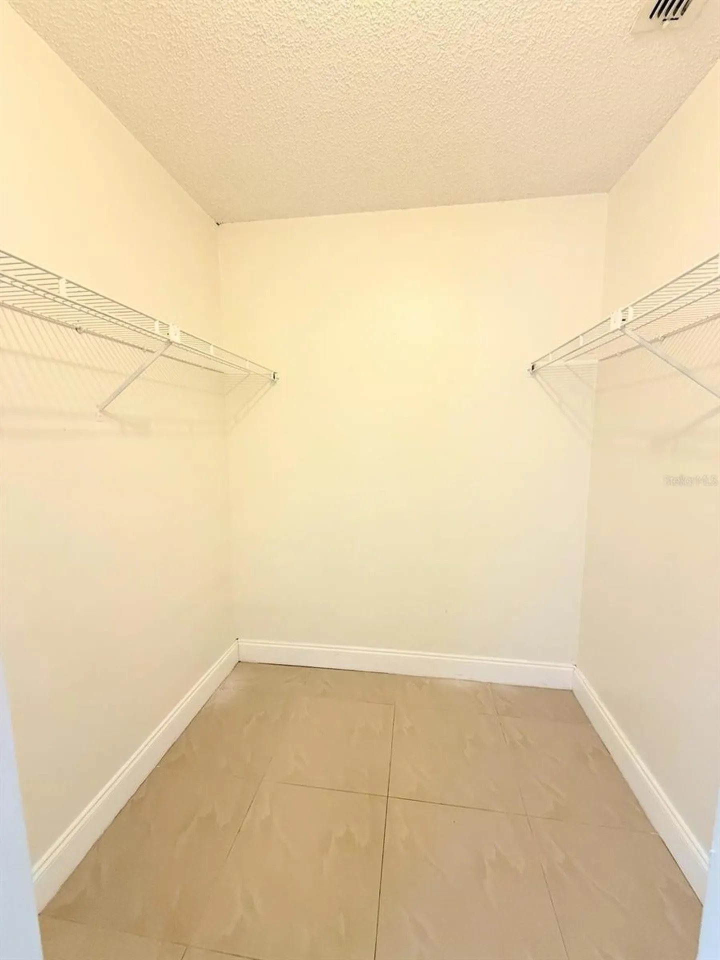 5226 Via Hacienda Circle Orlando FL 32839