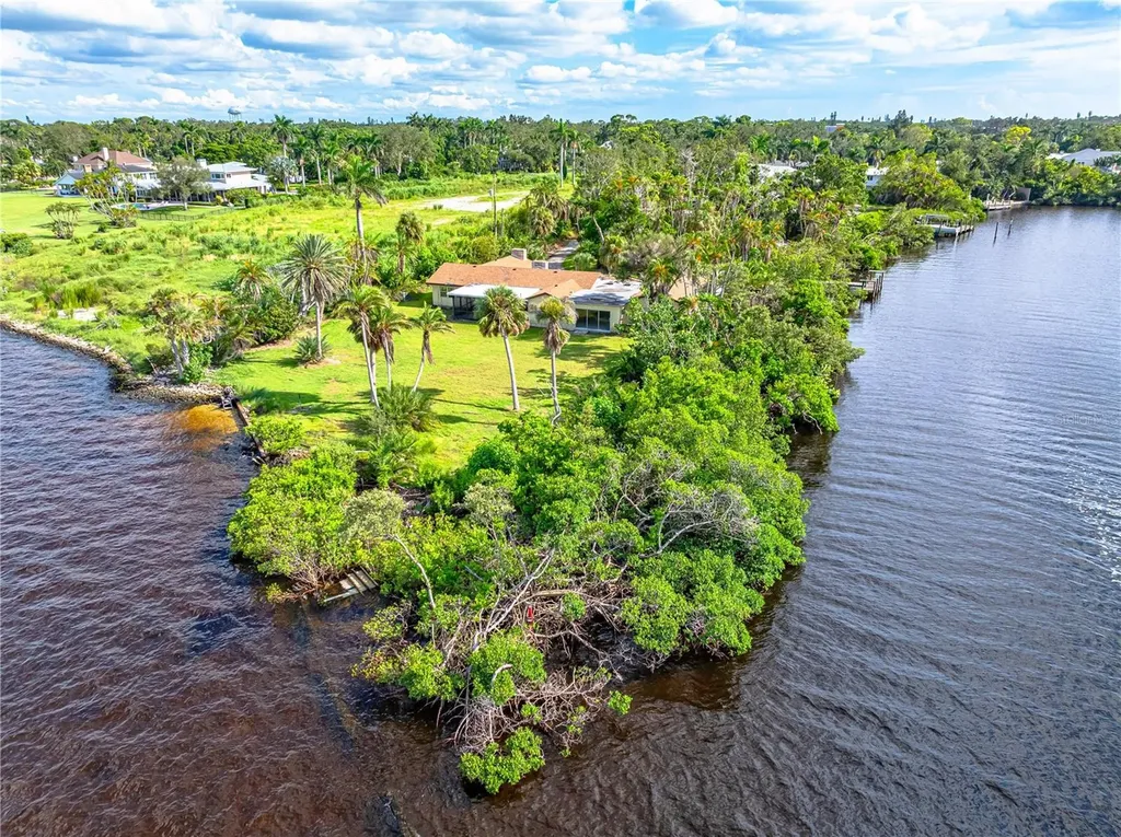 3620 Riverview Boulevard Bradenton FL 34205
