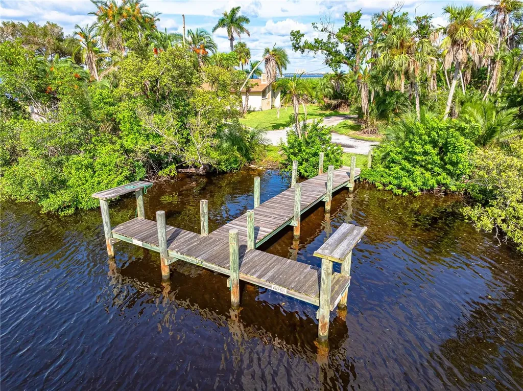 3620 Riverview Boulevard Bradenton FL 34205