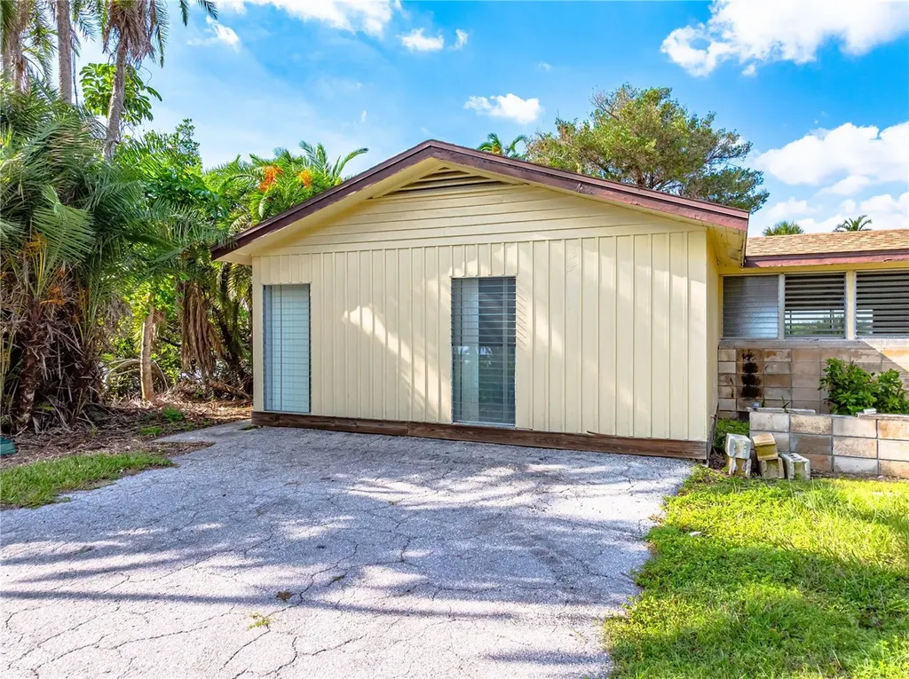 3620 Riverview Boulevard Bradenton FL 34205