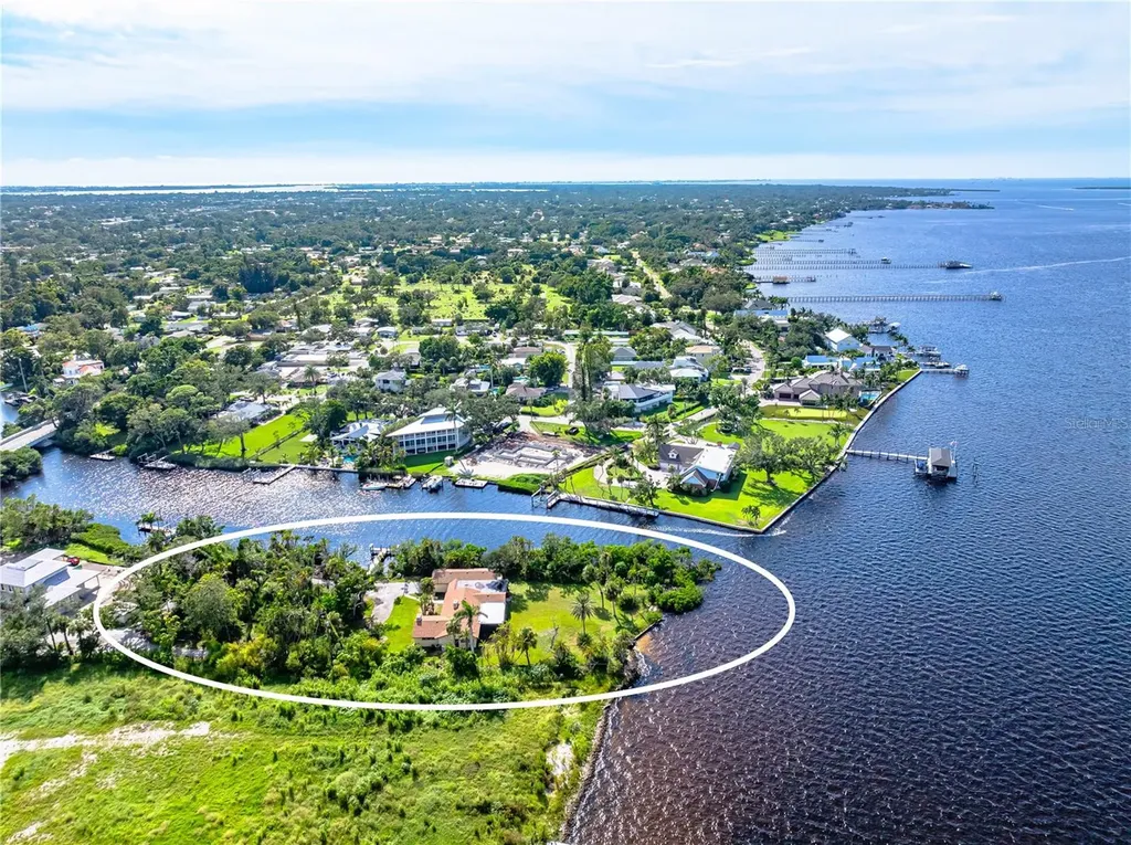 3620 Riverview Boulevard Bradenton FL 34205