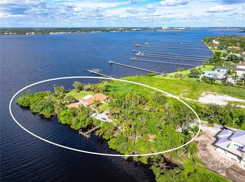3620 Riverview Boulevard Bradenton FL 34205