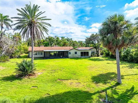 3620 Riverview Boulevard Bradenton FL 34205