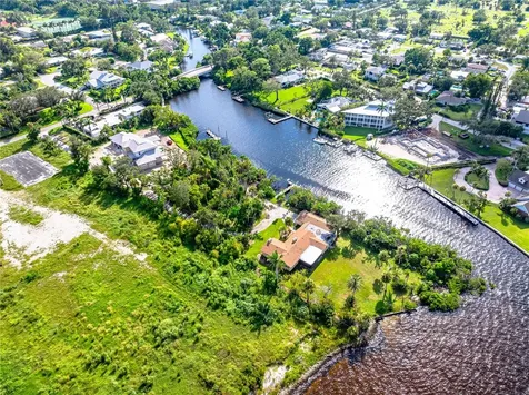 3620 Riverview Boulevard Bradenton FL 34205