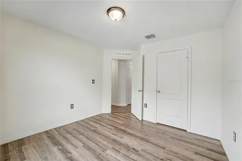 104 Jasmine Circle Kissimmee FL 34759