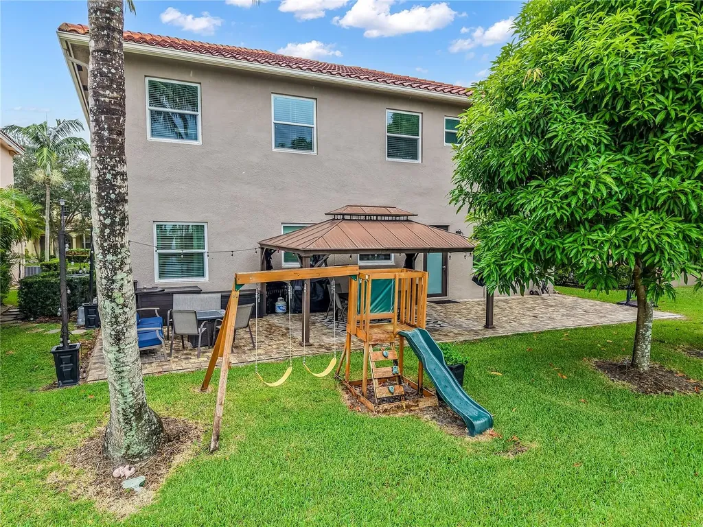 556 Cresta Circle West Palm Beach FL 33413