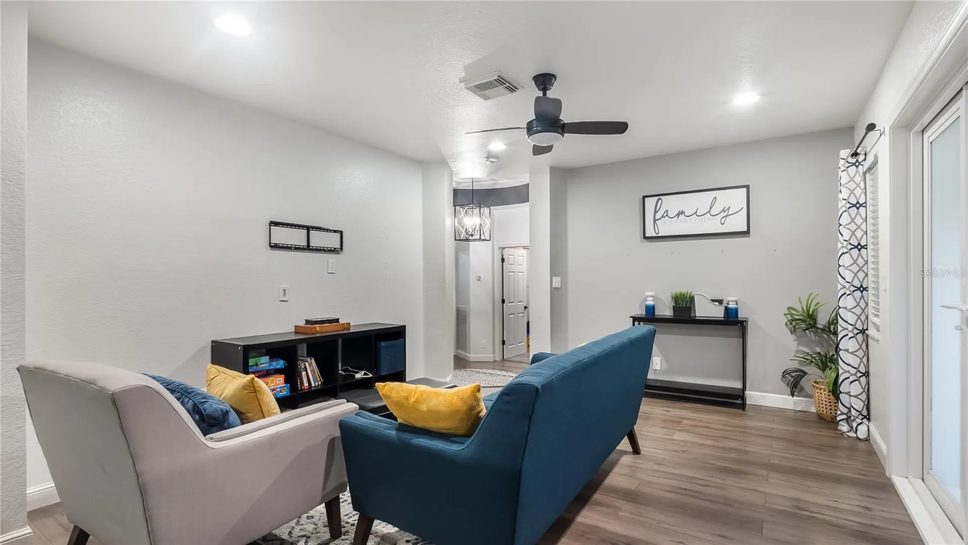556 Cresta Circle West Palm Beach FL 33413