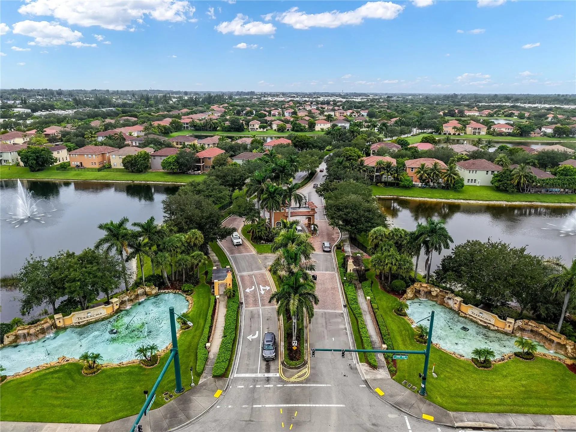 556 Cresta Circle West Palm Beach FL 33413