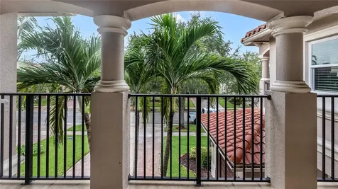 556 Cresta Circle West Palm Beach FL 33413