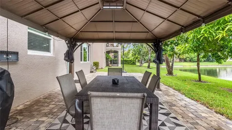 556 Cresta Circle West Palm Beach FL 33413
