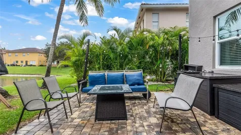 556 Cresta Circle West Palm Beach FL 33413