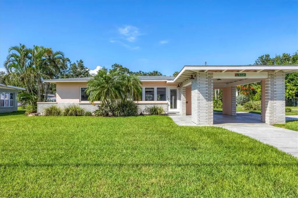 1814 7th Street W Palmetto FL 34221