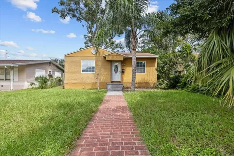 5121 3rd Avenue N St Petersburg FL 33710