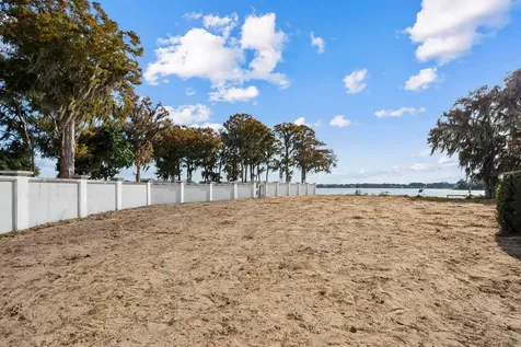 125 Whitecaps Circle Maitland FL 32751