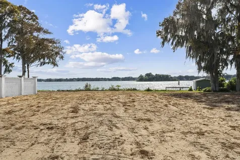 125 Whitecaps Circle Maitland FL 32751