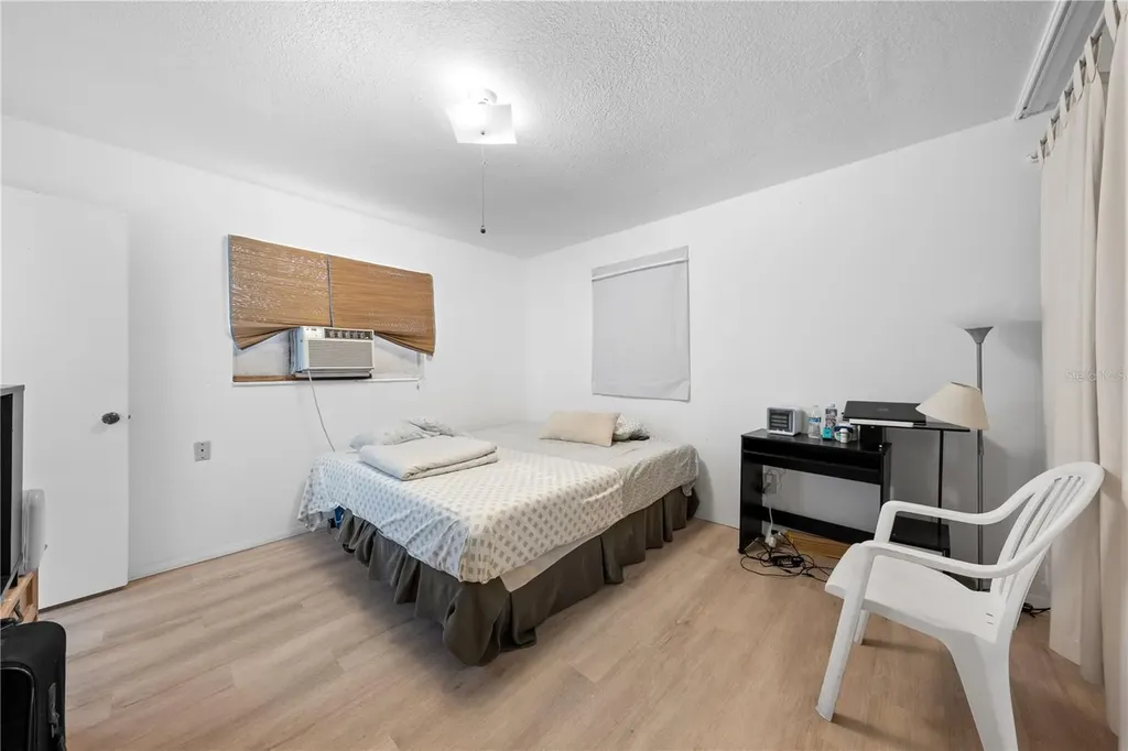 2717 Santana Avenue Orlando FL 32811
