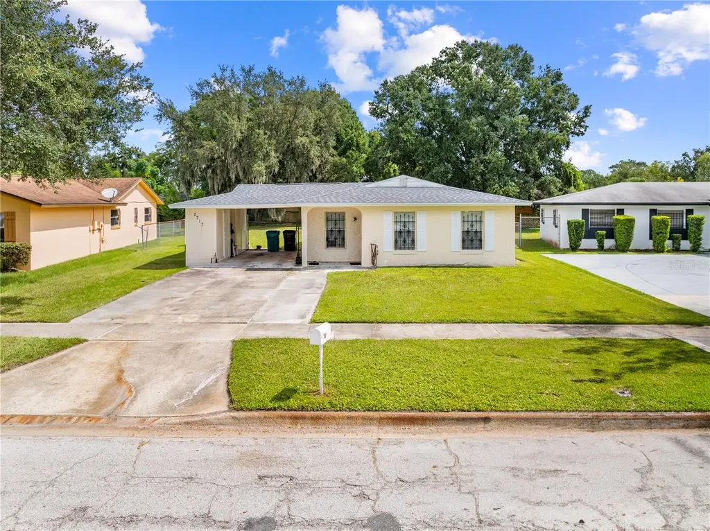 2717 Santana Avenue Orlando FL 32811