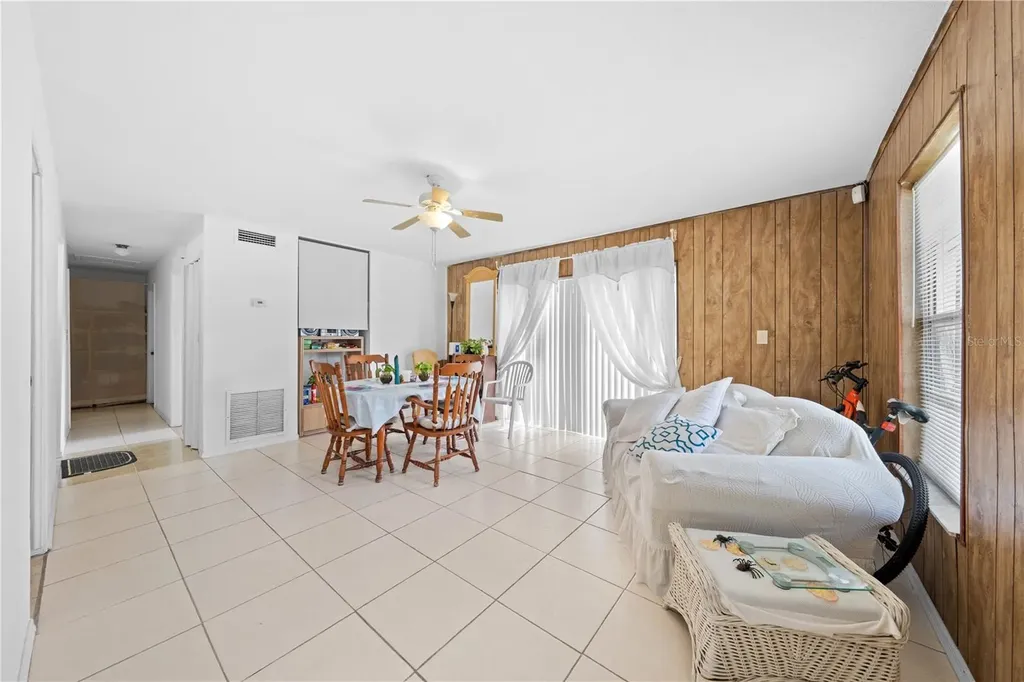 2717 Santana Avenue Orlando FL 32811