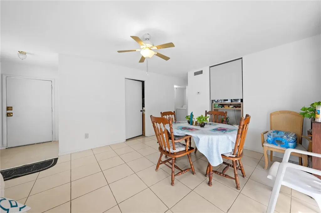 2717 Santana Avenue Orlando FL 32811
