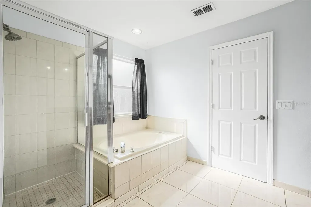 1892 Hammock Moss Drive Orlando FL 32820
