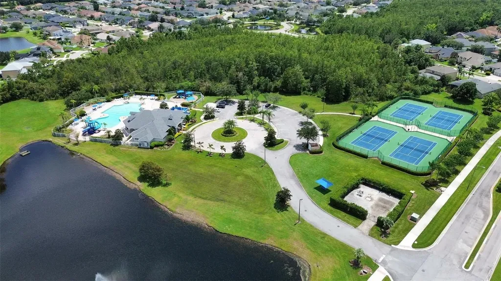 1892 Hammock Moss Drive Orlando FL 32820
