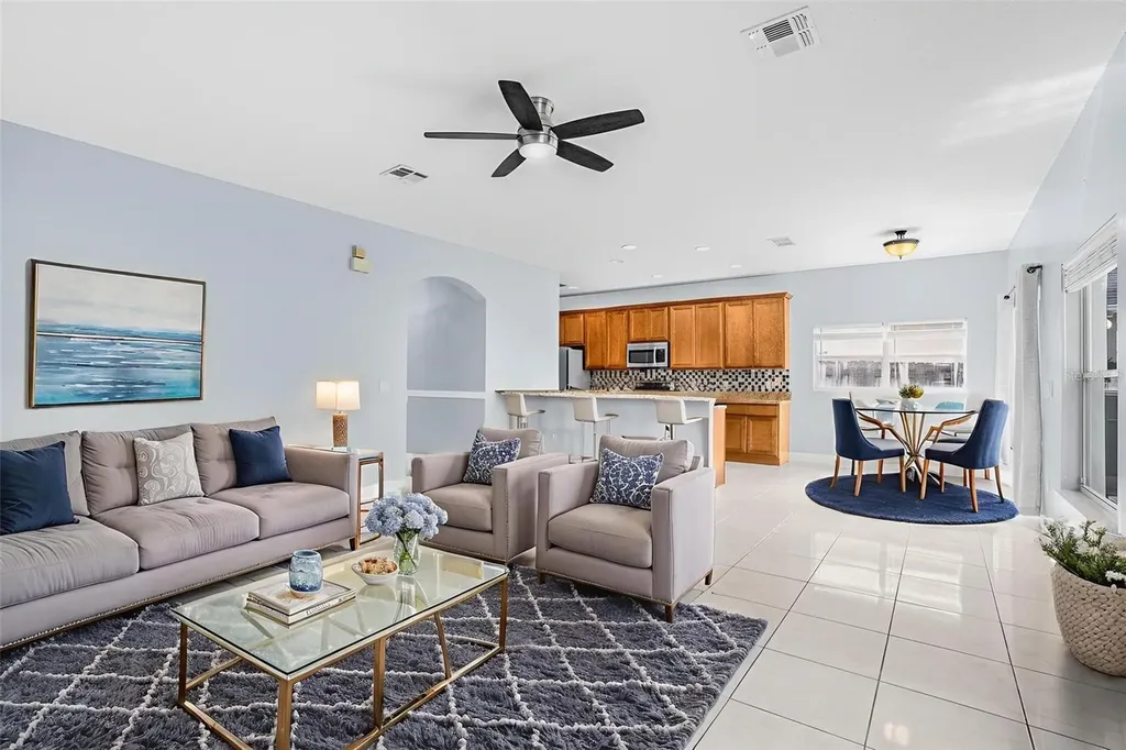 1892 Hammock Moss Drive Orlando FL 32820
