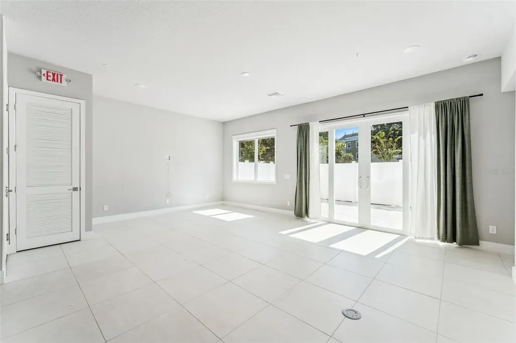 7760 Sandy Ridge Drive Reunion FL 34747