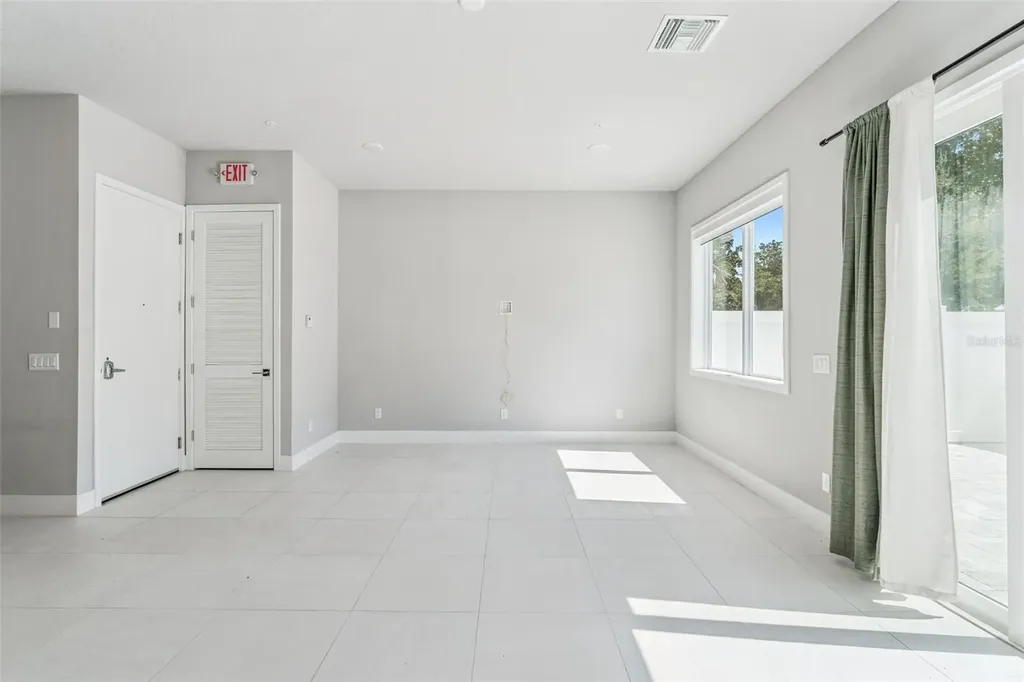 7760 Sandy Ridge Drive Reunion FL 34747
