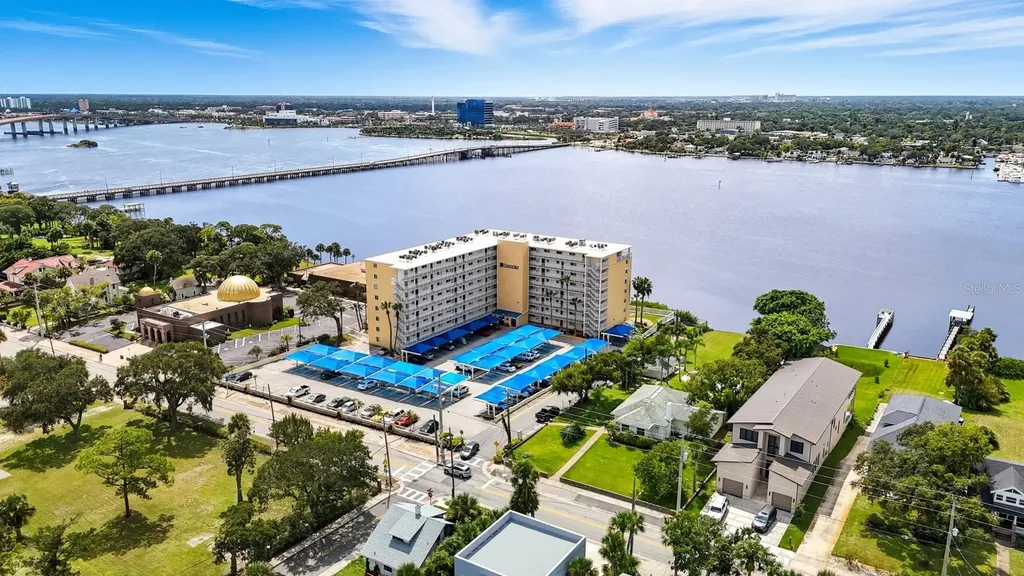 145 N Halifax Daytona Beach FL 32118