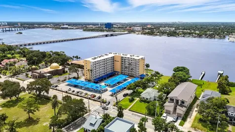 145 N Halifax Daytona Beach FL 32118
