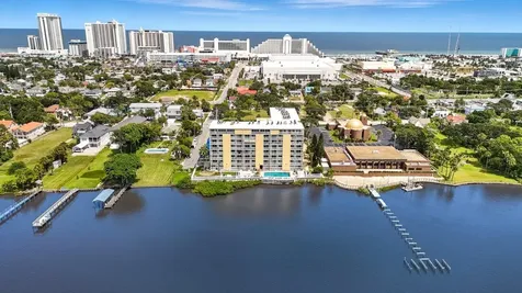 145 N Halifax Daytona Beach FL 32118