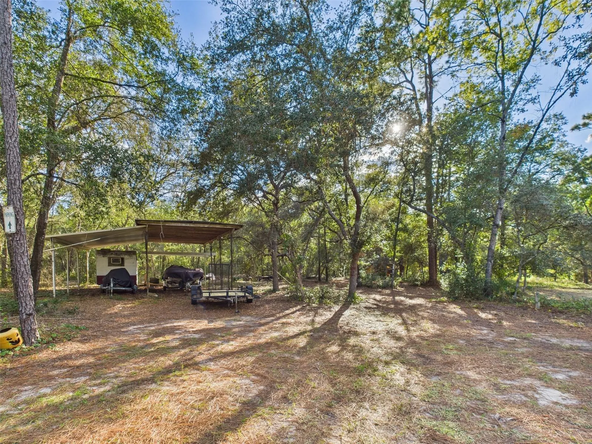 19651 SE 92nd Place Ocklawaha FL 32179