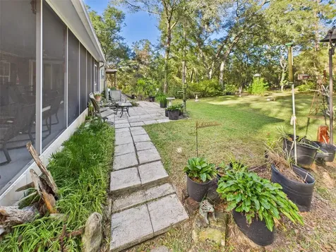 19651 SE 92nd Place Ocklawaha FL 32179