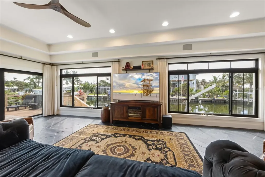505 75th Street Holmes Beach FL 34217